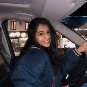 Meet your Posher, Hafsa